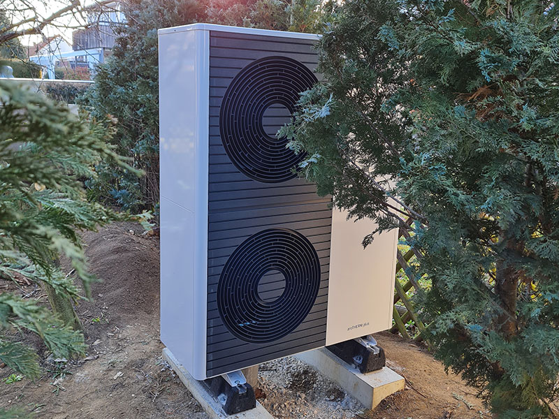 Luft-Wasser-Wärmepumpe für ein Einfamilienhaus